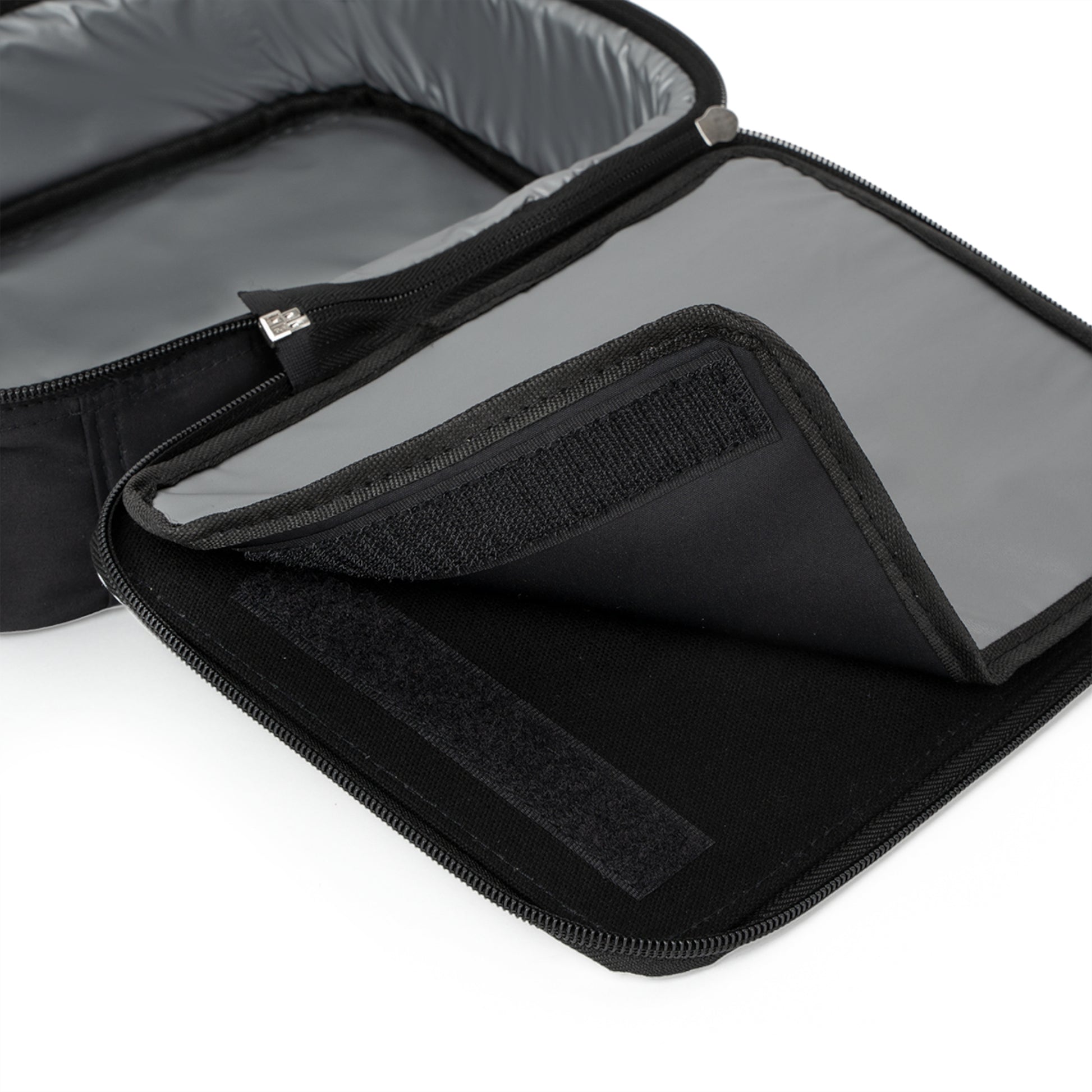 "Live By the Kingdom Not the World Colossians 3:2" Unisex Lunch Bag - The Shield of Light